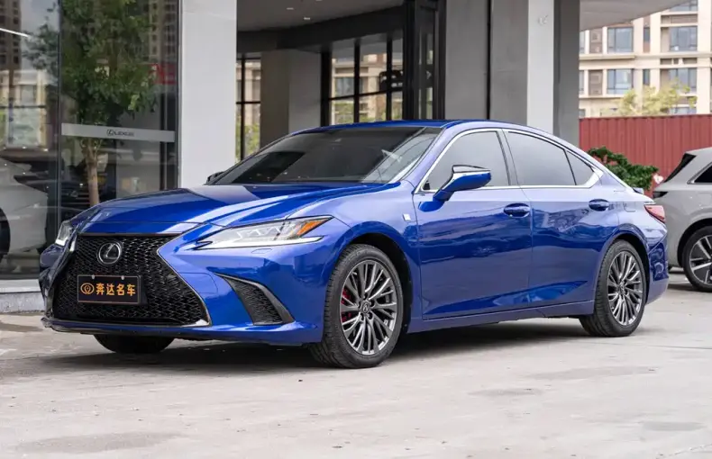 Lexus ES 2021 из Китая