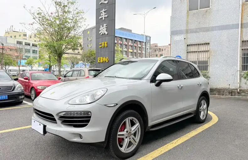 Porsche Cayenne 2015 из Китая