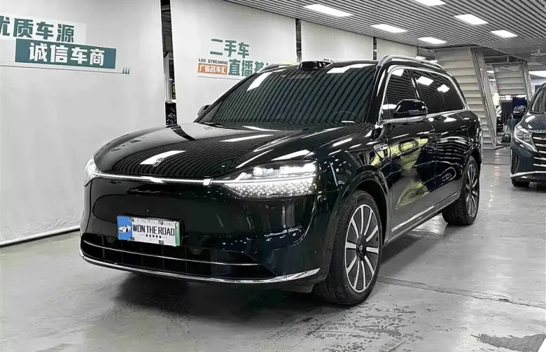 AITO 问界 AITO M9 2024 из Китая