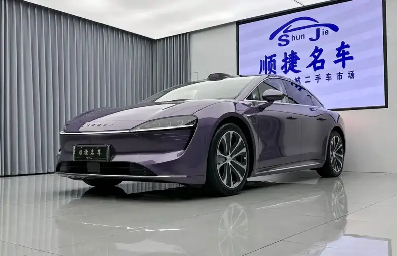 智界 Zhijie S7 2025 из Китая