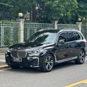 BMW X7 2022 из Китая