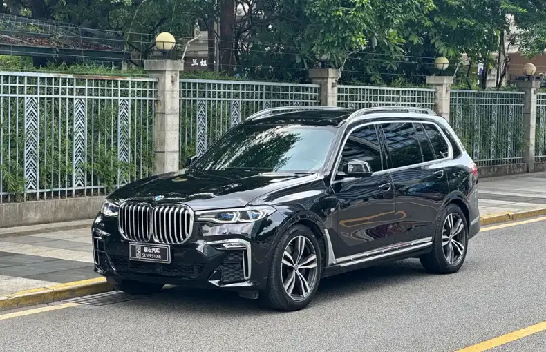 BMW X7 2022 из Китая