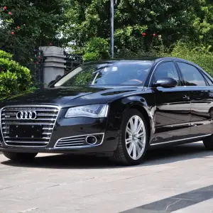 Audi A8 2012 из Китая