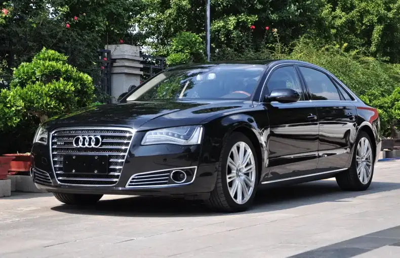 Audi A8 2012 из Китая