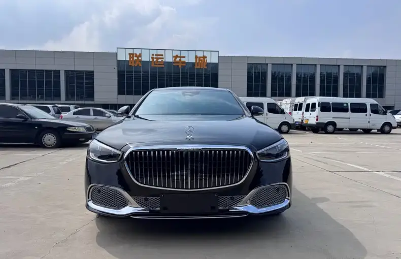 Mercedes-Benz S-Class 2023 из Китая