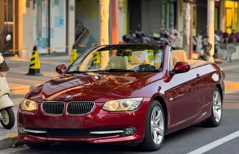 BMW 3 Series (Import) 2011 из Китая