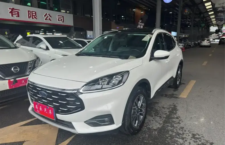Ford Escape 2022 из Китая
