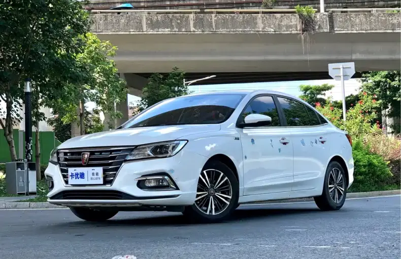 Roewe i5 2019 из Китая