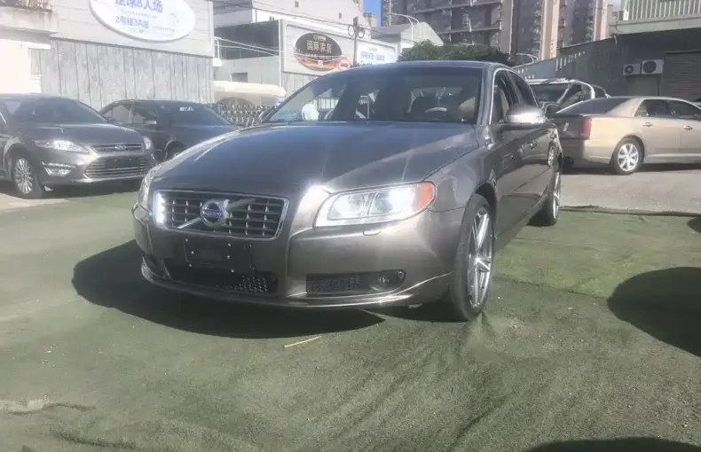 Volvo S80L 2009 из Китая