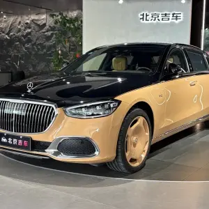 Mercedes-Benz S-Class 2023 из Китая