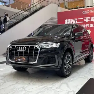 Audi Q7 2023 из Китая