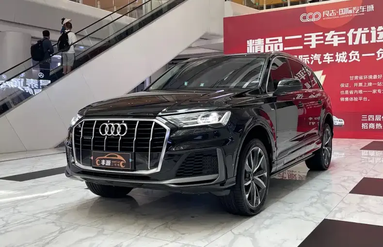 Audi Q7 2023 из Китая