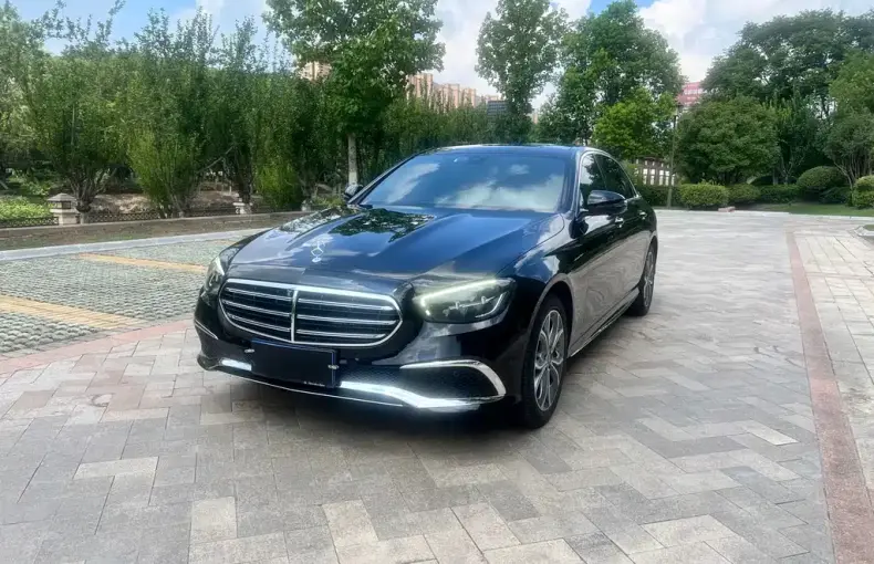 Mercedes-Benz E-Class 2021 из Китая
