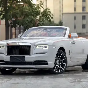 Rolls-Royce Dawn 2017 из Китая