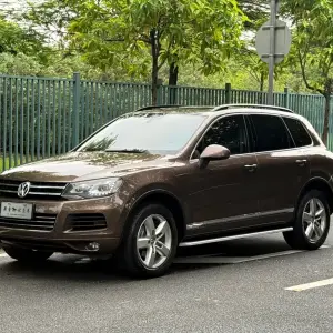 Volkswagen Touareg 2014 из Китая