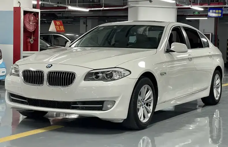 BMW 5 Series 2013 из Китая