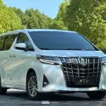 Toyota Alphard 2019 из Китая