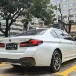 BMW 5 Series New Energy 2022 из Китая