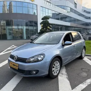 Volkswagen Golf 2012 из Китая