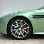 Aston Martin V8 Vantage 2014 436 л.с. из Китая