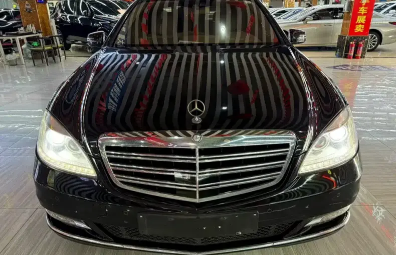 Mercedes-Benz S-Class 2012 из Китая