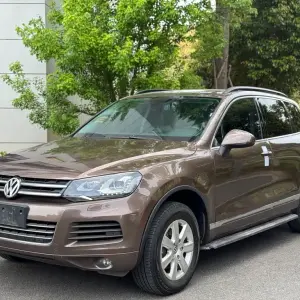 Volkswagen Touareg 2013 из Китая
