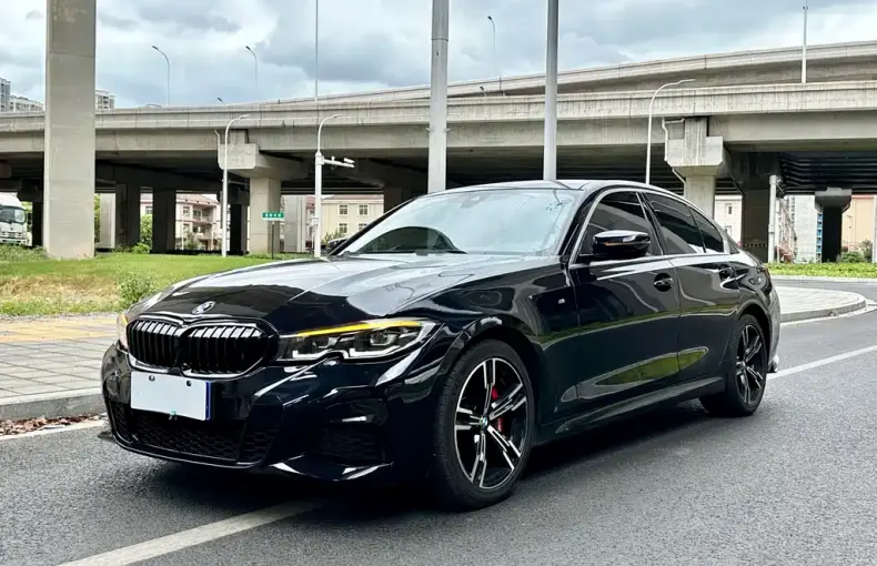 BMW 3 Series 2021 из Китая