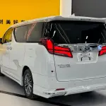 Toyota Alphard 2021 из Китая