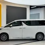 Toyota Alphard 2021 из Китая