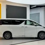 Toyota Alphard 2021 из Китая