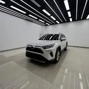 Toyota RAV4 2021 из Китая