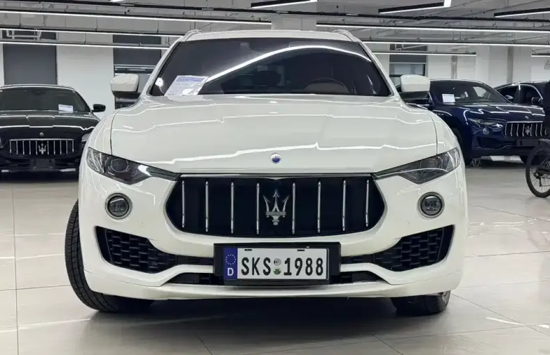 Maserati Levante 2017 из Китая