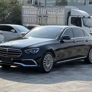 Mercedes-Benz E-Class 2022 из Китая