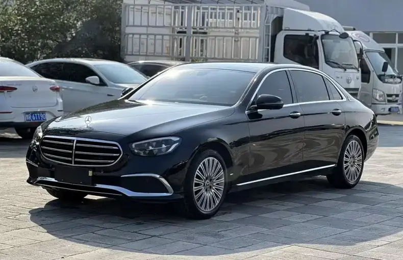 Mercedes-Benz E-Class 2022 из Китая