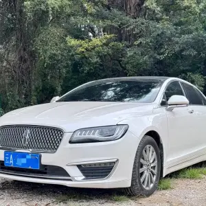 Lincoln MKZ 2019 из Китая