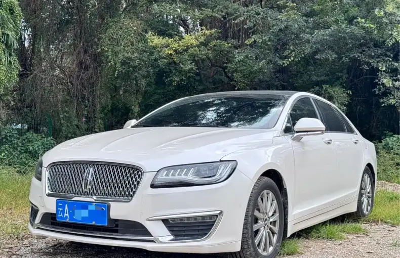 Lincoln MKZ 2019 из Китая