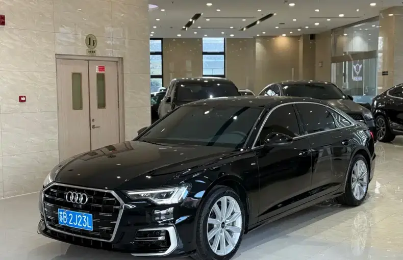 Audi A6L 2023 из Китая