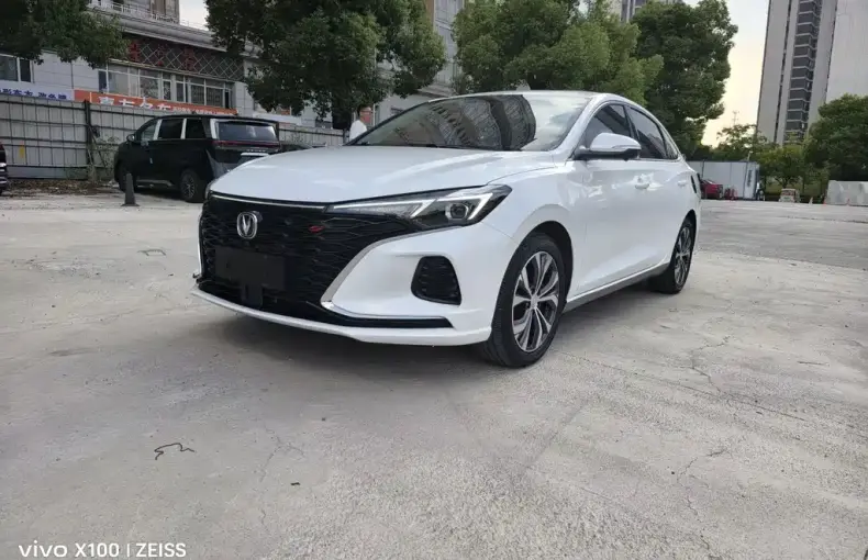 Changan Eado 2021 из Китая