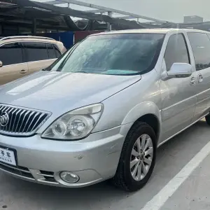 Buick GL8 2011 из Китая