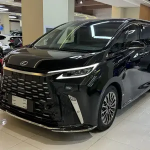 Lexus LM из Китая