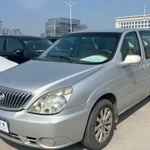 Buick GL8 2013 из Китая