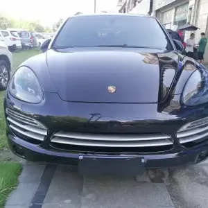 Porsche Cayenne 2014 из Китая