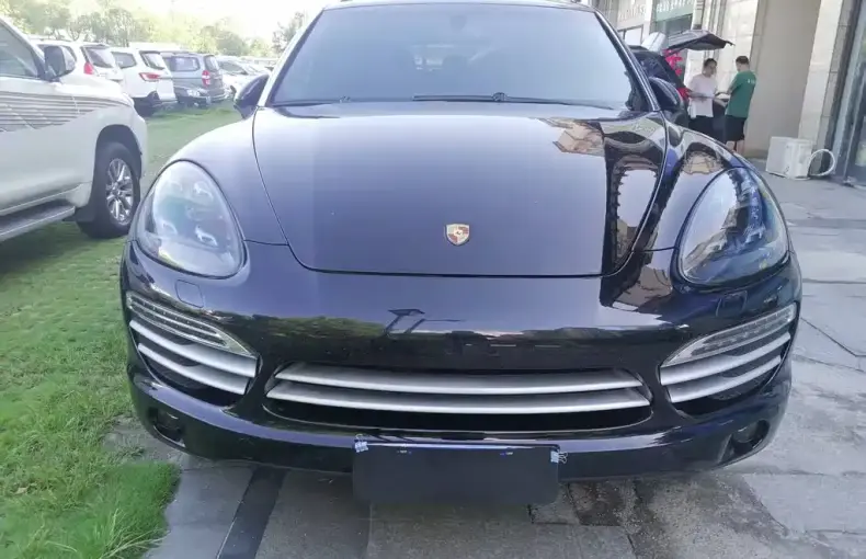 Porsche Cayenne 2014 из Китая