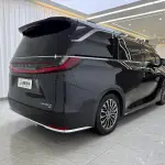 Lexus LM 2023 из Китая