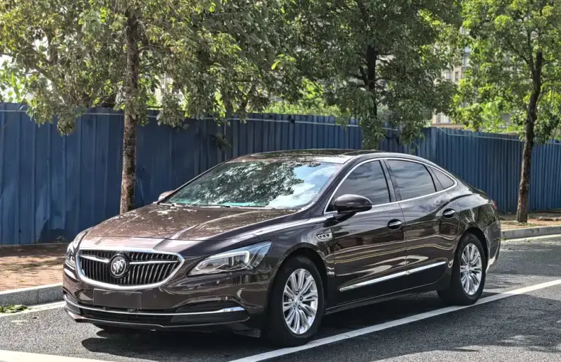 Buick LaCrosse 2018 из Китая