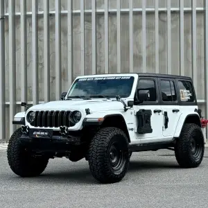 Jeep Wrangler PHEV 2022 из Китая