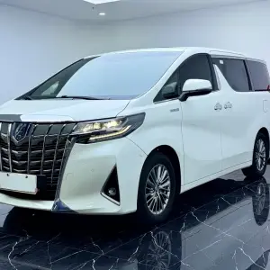 Toyota Alphard 2021 из Китая