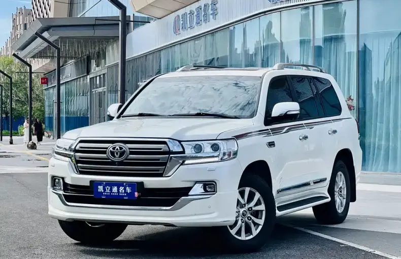 Toyota Land Cruiser 2020 из Китая