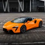 McLaren Artura 2023 из Китая