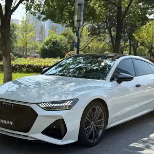 Audi A7 2022 из Китая